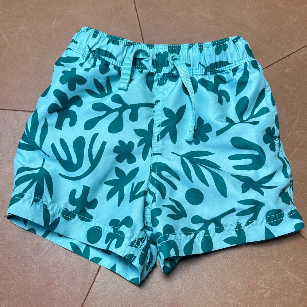 Hanna Andersson Leaf-Print Swim Shorts 2T